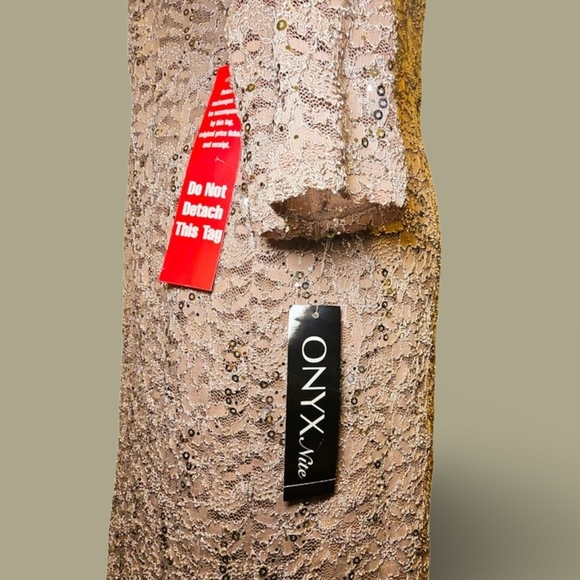 ❥This captivating cocktail dress by Onyx Nite is perfect for so many occasions♡♡ - Picture 6 of 9